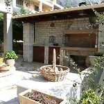 Villa Aliki