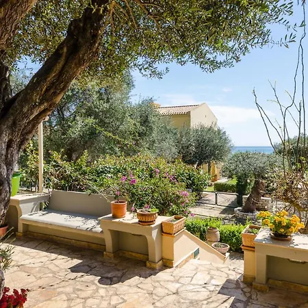 Villa Aliki